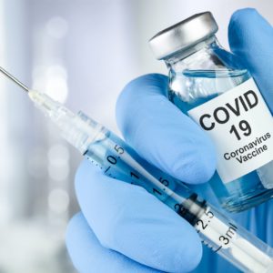 1011 научных исследований о побочных эффектах вакцины от коронавируса